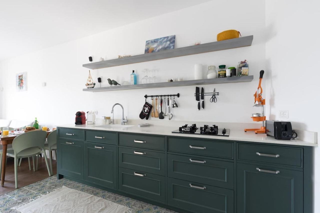 Elegant Apartment W Balcony & Mamad In Heart Of Tel Aviv By Sea N' Rent Exterior photo